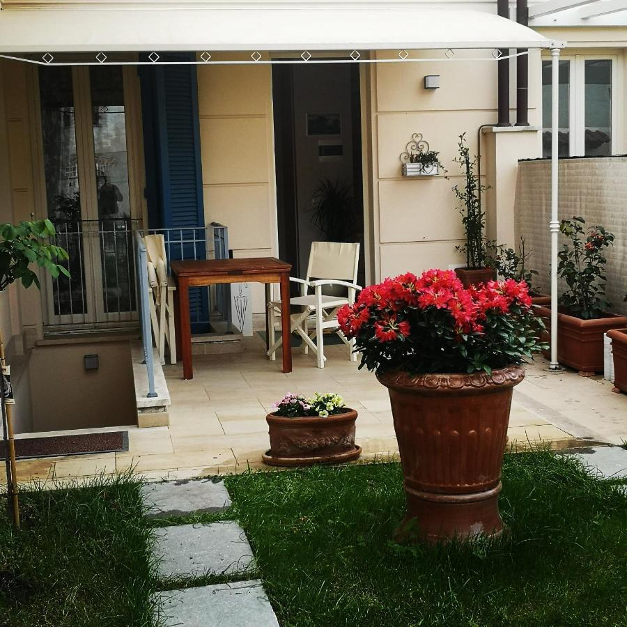 Cb House Holiday Pietrasanta Eksteriør bilde
